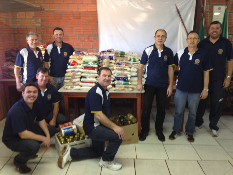ROTARY - Arrecadação de Alimentos 2014